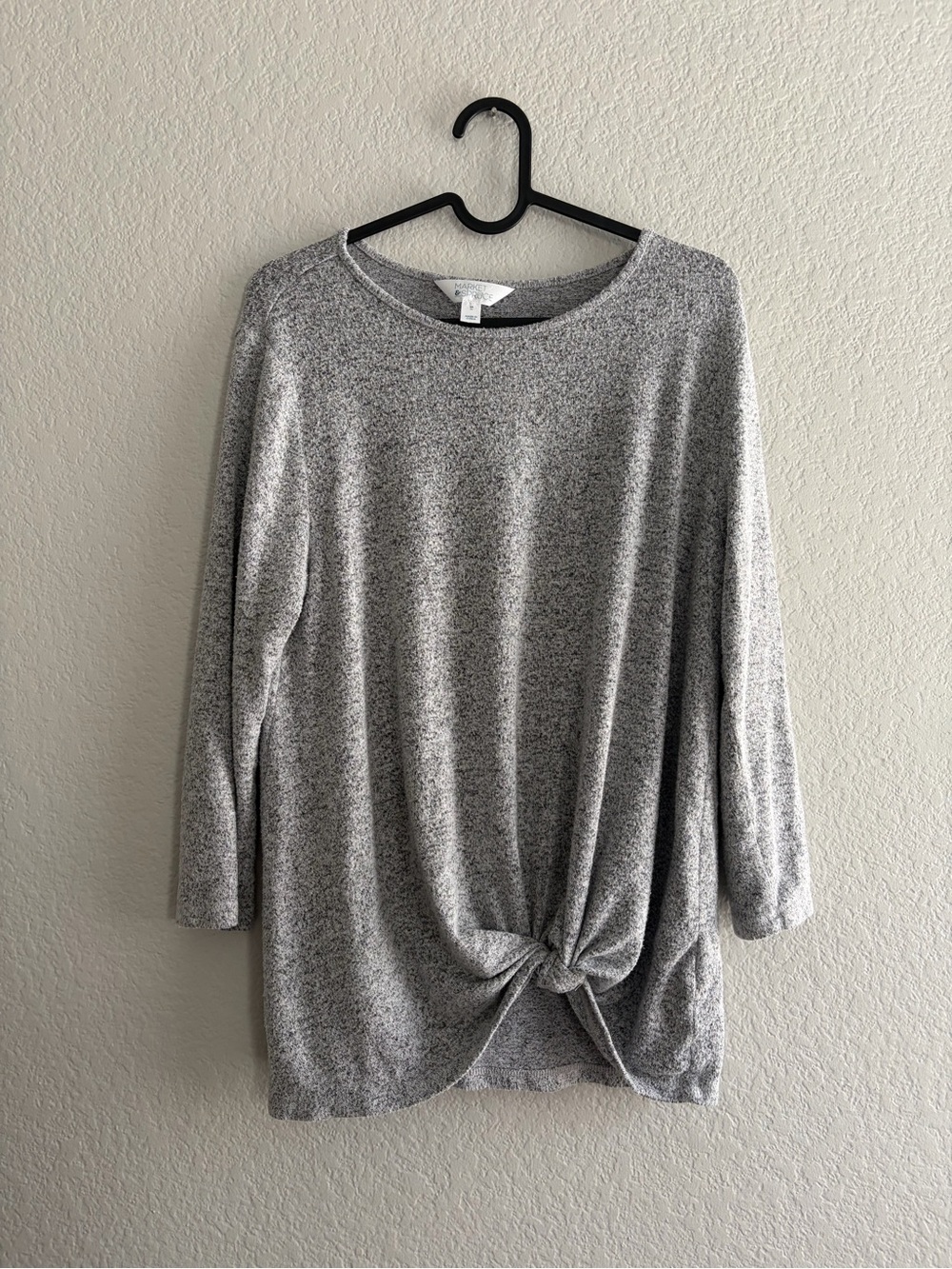 Market & Spruce Heather Gray Twist-Front Long Sleeve Top